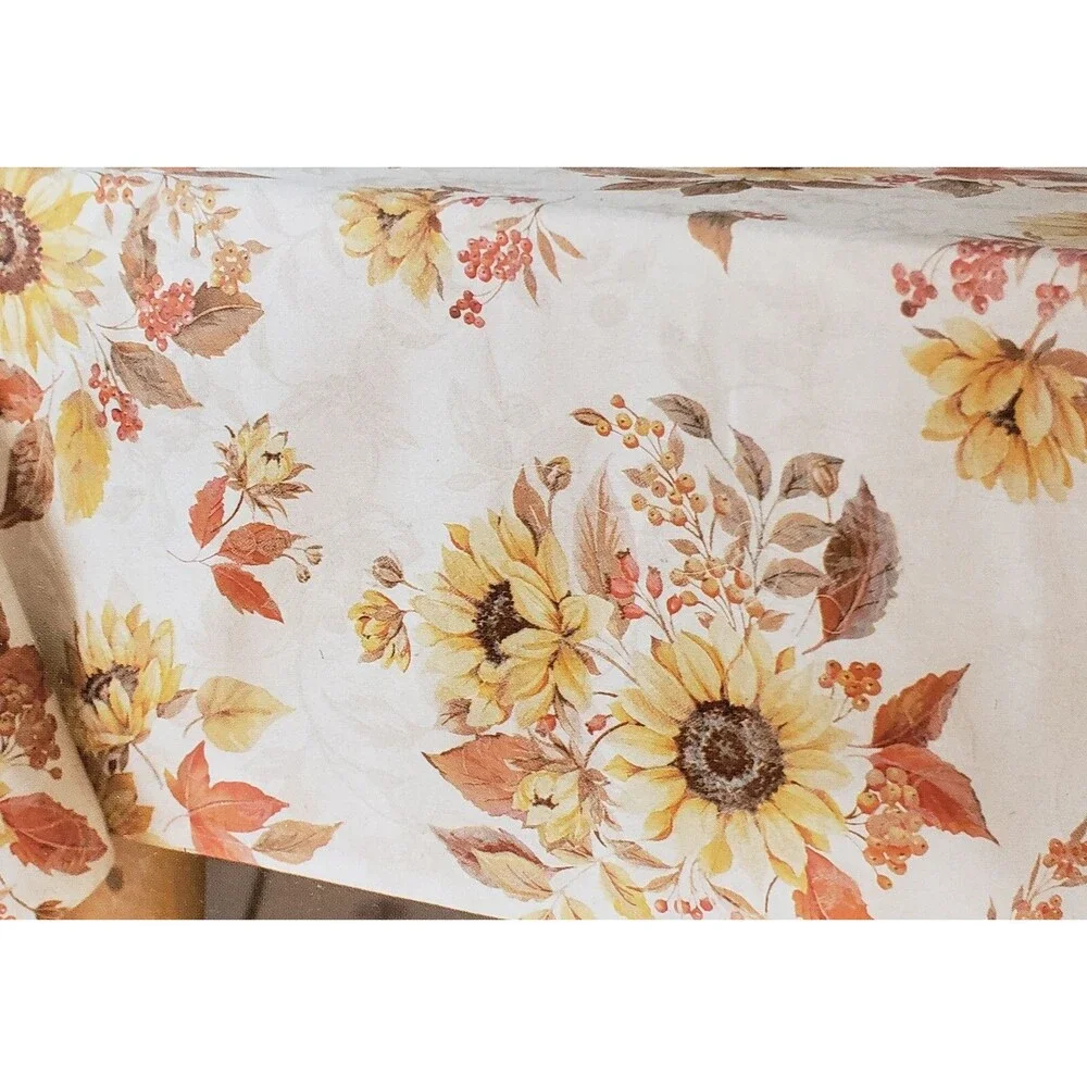 Jacquard Tablecloth 52